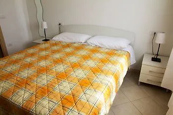 Gf Apartments La Vigna Badesi Italy