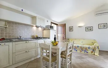 Gf Apartments La Vigna Badesi