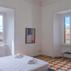 https://villa-borghese-large-apartment.it-romehotels.com