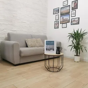 https://a-due-passi-da-trastevere.it-romehotels.com